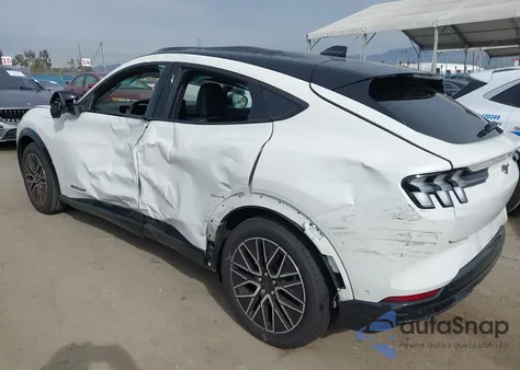 2024 Ford Mustang Mach-E Premium z USA, uszkodzony, nr VIN 3FMTK3SUXRMA46630